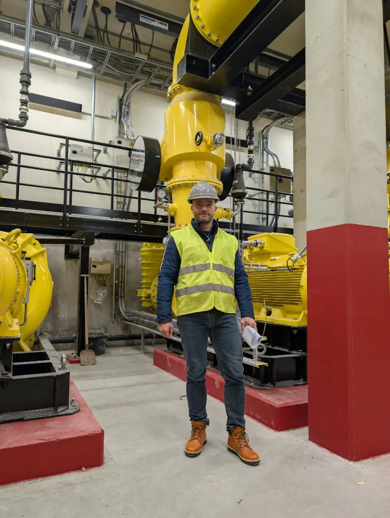 Project engineer on-site