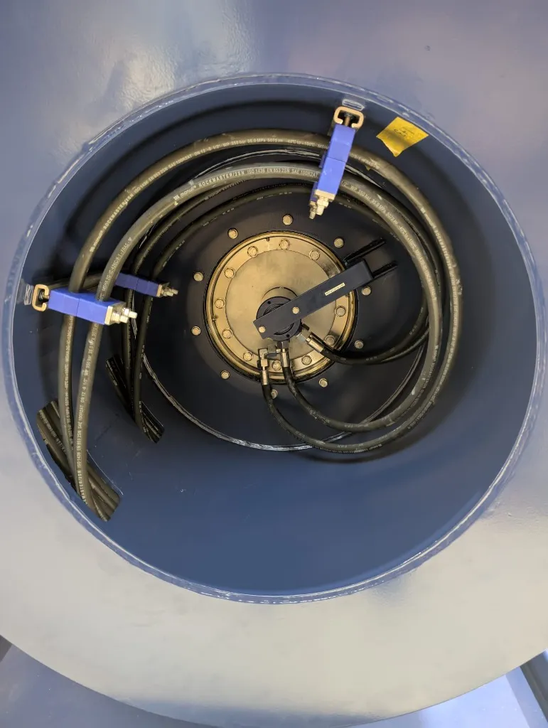 Detail van de Hose Reel met hydraulische slangen